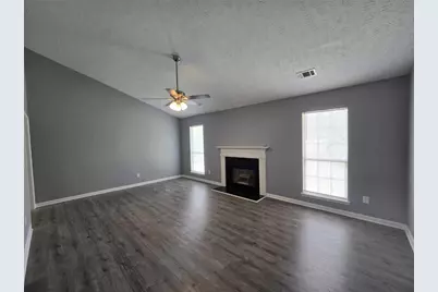 10404 Iron Gate Lane, Jonesboro, GA 30238 - Photo 4