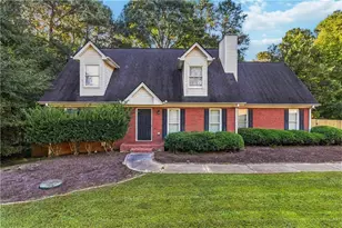 3014 Spring Ct, Loganville, GA 30052 - Photo 2