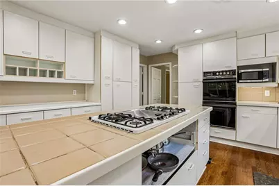 145 Old College Way, Sandy Springs, GA 30328 - Photo 18
