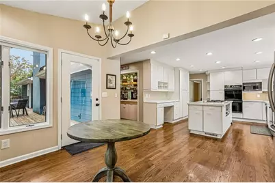 145 Old College Way, Sandy Springs, GA 30328 - Photo 22