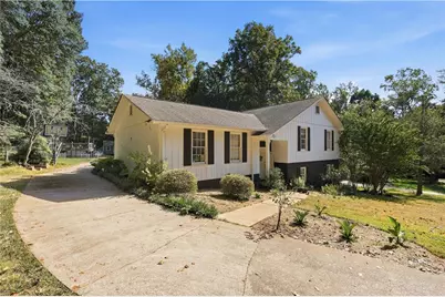 69 Forest Hill Court, Commerce, GA 30529 - Photo 2