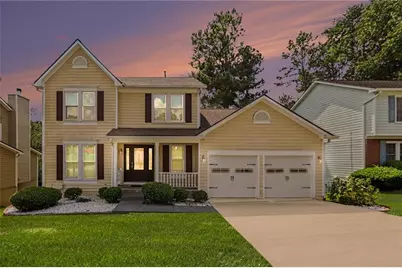 1975 Wynhurst Crossing, Stone Mountain, GA 30088 - Photo 2