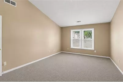 1975 Wynhurst Crossing, Stone Mountain, GA 30088 - Photo 18