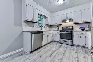 389 St Albans Ct SW, Mableton, GA 30126 - Photo 6