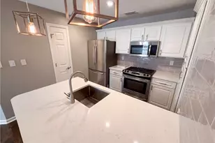 2090 River Heights Walk SE, Marietta, GA 30067 - Photo 2