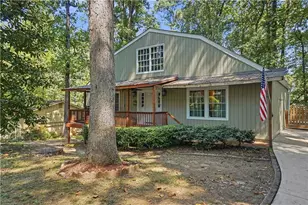 2867 Bob White Dr, Duluth, GA 30096 - Photo 2