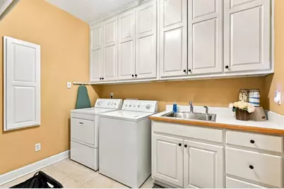 5785 Nash Commons Drive, Stone Mountain, GA 30087 - Photo 12