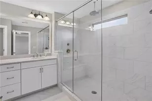 4256 Townsend Ln, Atlanta, GA 30346 - Photo 12