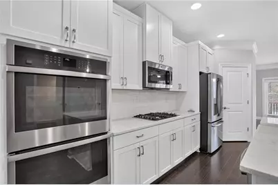 4256 Townsend Lane, Atlanta, GA 30346 - Photo 2