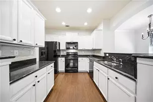 338 Alcovy Way, Woodstock, GA 30188 - Photo 2