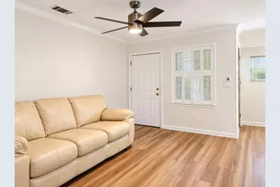 2425 Lawrenceville Highway #8, Decatur, GA 30033 - Photo 2