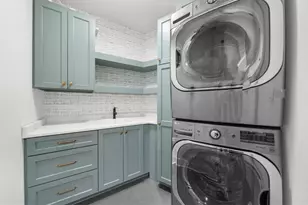 2881 Peachtree Rd NE, Atlanta, GA 30305 - Photo 46