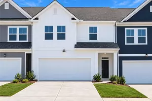 9426 Maple Grv Ln, Jonesboro, GA 30238 - Photo 1