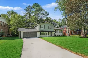 4177 Carrollwood Dr, Stone Mountain, GA 30083 - Photo 2