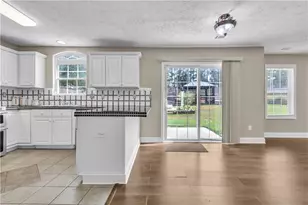 415 Madison Chase Dr, Lawrenceville, GA 30045 - Photo 10