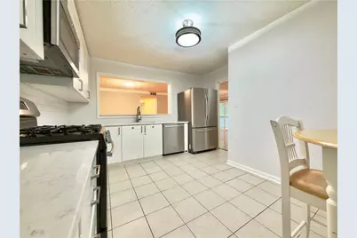 1164 Weatherstone Drive NE, Atlanta, GA 30324 - Photo 2