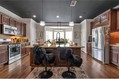 2153 W Village Lane SE, Smyrna, GA 30080 - Photo 12
