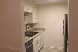 115 Plantation Dr, Clarkston, GA 30021 - Photo 12