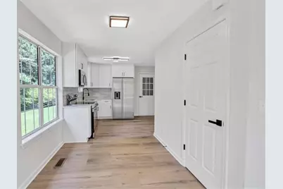 5010 Old Orr Road, Flowery Branch, GA 30542 - Photo 8