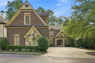 10380 Royal Terrace, Johns Creek, GA 30022 - Photo 2