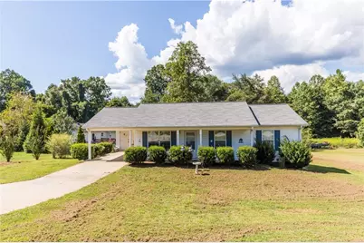738 Hood Street, Cleveland, GA 30528 - Photo 1