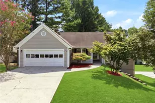 2343 Condor Dr, Lawrenceville, GA 30044 - Photo 2