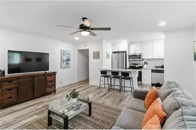 300 Peachtree Street NE #2N, Atlanta, GA 30308 - Photo 4