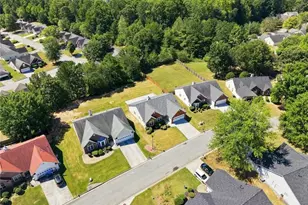 2762 Hillvale Cove Way, Lithonia, GA 30058 - Photo 40