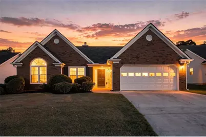 2762 Hillvale Cove Way, Lithonia, GA 30058 - Photo 2
