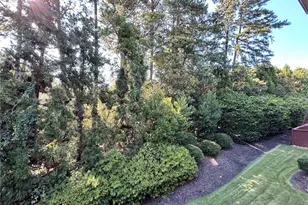 143 Barkley Ln, Sandy Springs, GA 30328 - Photo 26