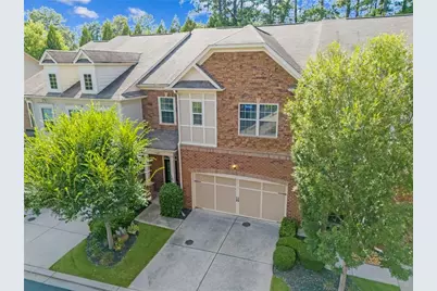 143 Barkley Lane, Sandy Springs, GA 30328 - Photo 2