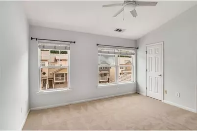 1368 Liberty Parkway NW, Atlanta, GA 30318 - Photo 22
