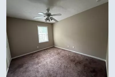 2130 Crescentview Drive, Lawrenceville, GA 30044 - Photo 10
