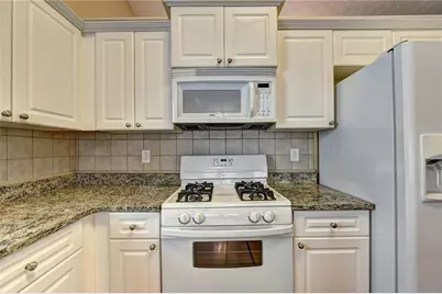 1481 Jami Hollow Way, Lawrenceville, GA 30043 - Photo 10