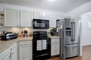 36 Chimney Springs Dr SW, Cartersville, GA 30120 - Photo 16
