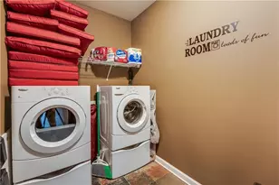 1888 Marietta Rd NW, Atlanta, GA 30318 - Photo 10