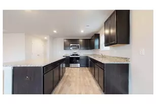 502 Headwater Ct, Lagrange, GA 30241 - Photo 8