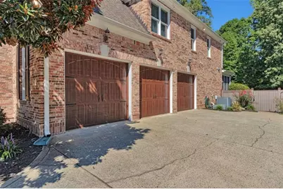 1421 Castlebrooke Way, Marietta, GA 30066 - Photo 4