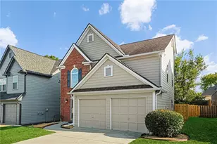 2310 Ashton Dr, Roswell, GA 30076 - Photo 2