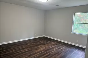 203 Westland Cir SW, Marietta, GA 30064 - Photo 8