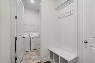 556 Avondale Hills Dr, Avondale Estates, GA 30032 - Photo 20