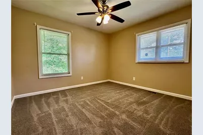 2183 Springdale Circle SW, Atlanta, GA 30315 - Photo 12