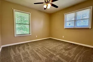 2183 Springdale Cir SW, Atlanta, GA 30315 - Photo 12