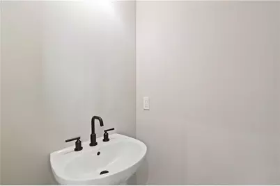 989 Bibbs Circle NW #24, Atlanta, GA 30318 - Photo 14
