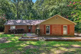 351 Waterford Dr, Jonesboro, GA 30238 - Photo 1