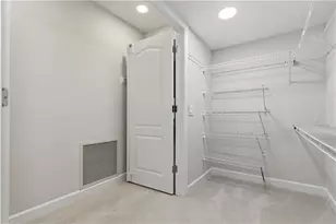 3475 Oak Valley Rd NE, Atlanta, GA 30326 - Photo 20