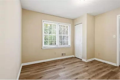 2290 Emerald Springs Drive, Decatur, GA 30035 - Photo 8