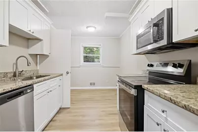 [Address not provided], Decatur, GA 30032 - Photo 8