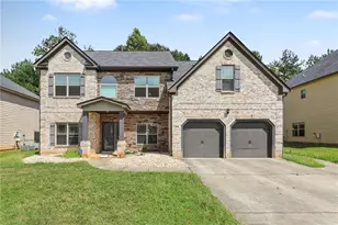 646 Toronto Cir, Hampton, GA 30228 - Photo 1