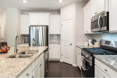 650 Mason Grove Parkway, Lawrenceville, GA 30043 - Photo 8